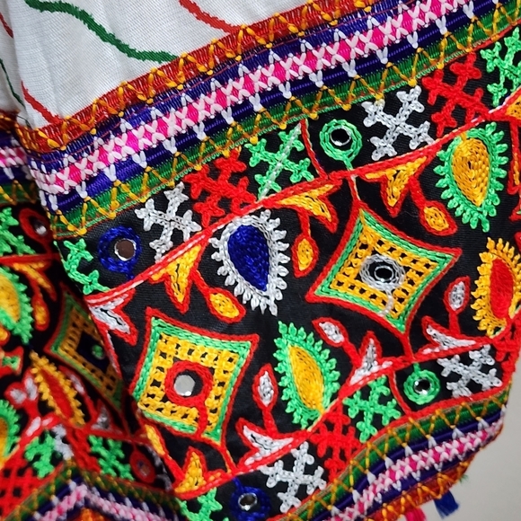 Hand-made Boho embroidered multicolor embellishments cotton skirt one si… - Picture 4 of 5